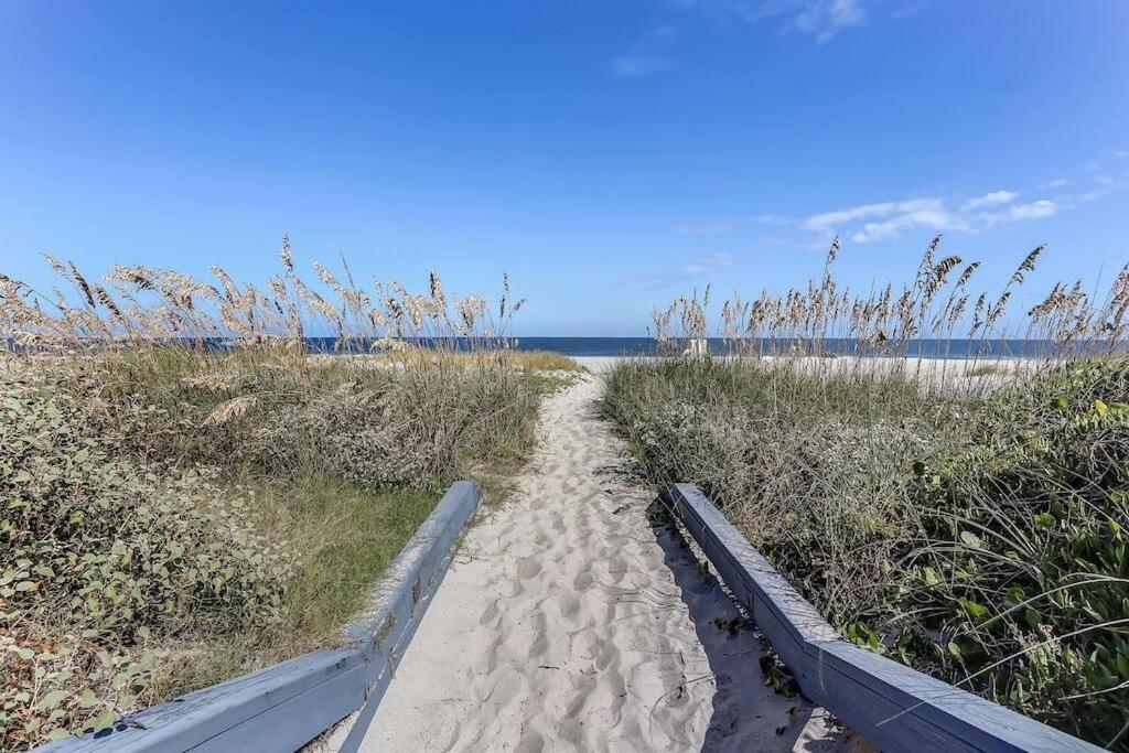 Oceanfront Retreat With A Remarkable View. New! Фернандіна-Біч Екстер'єр фото